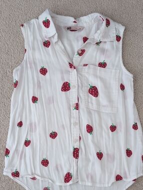 Strawberry Sleeveless Top - Size XS